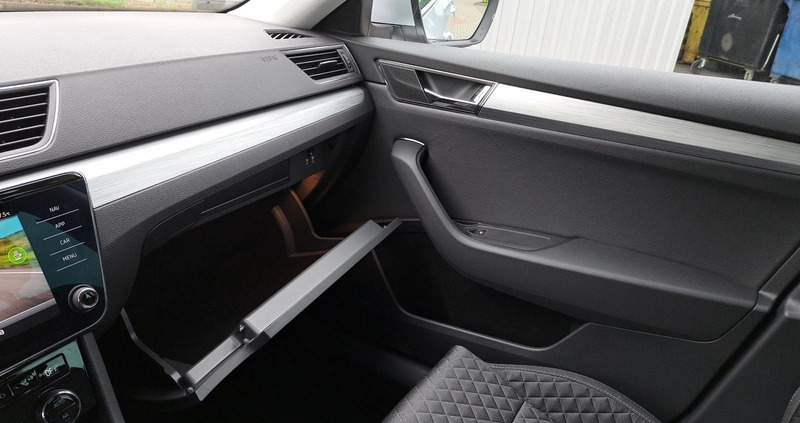 Skoda Superb cena 172750 przebieg: 1, rok produkcji 2024 z Olszyna małe 562